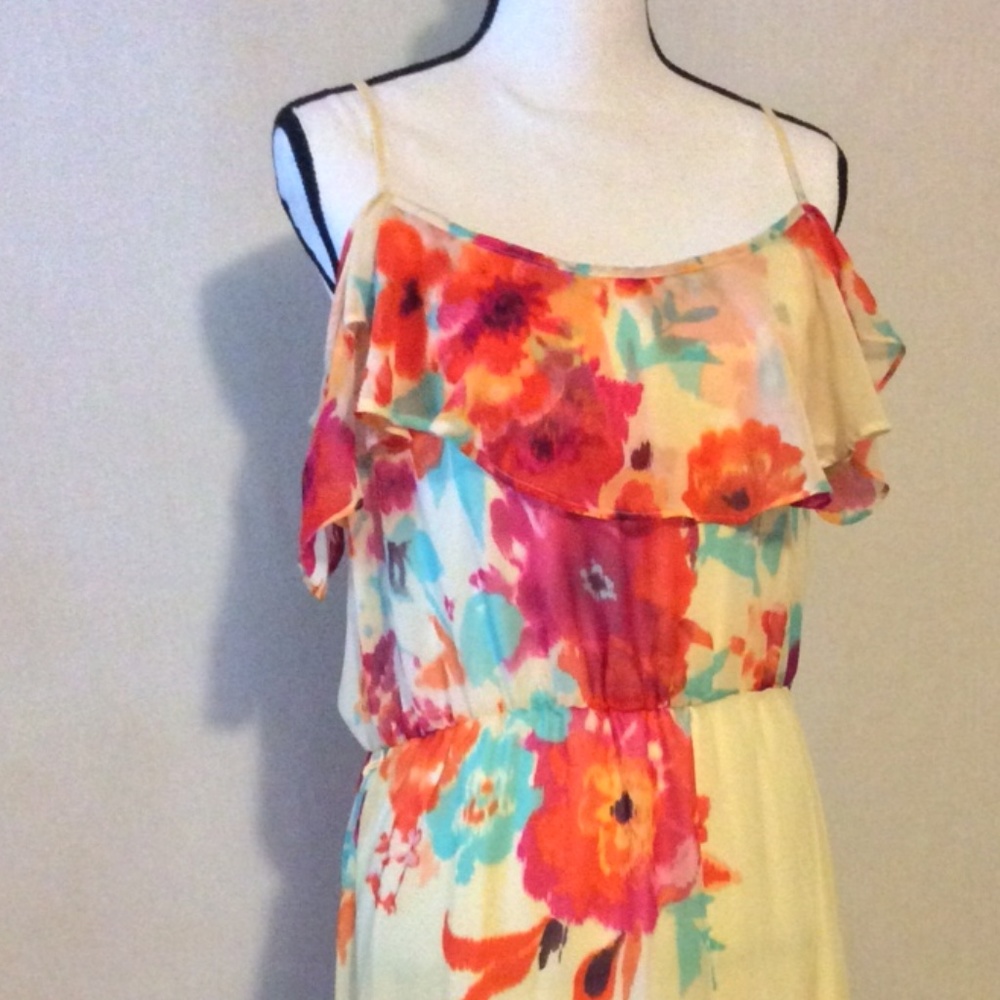 Floral pattern maxi dress